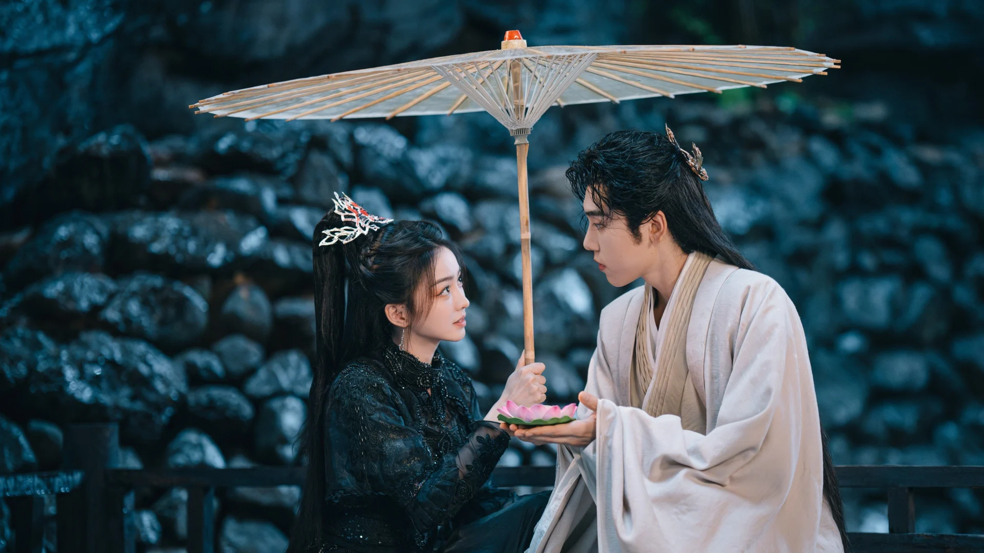 Bạch Dạ Thần Duyên Khởi Tam Sinh - The Sun in the Dark (2025) Vietsub